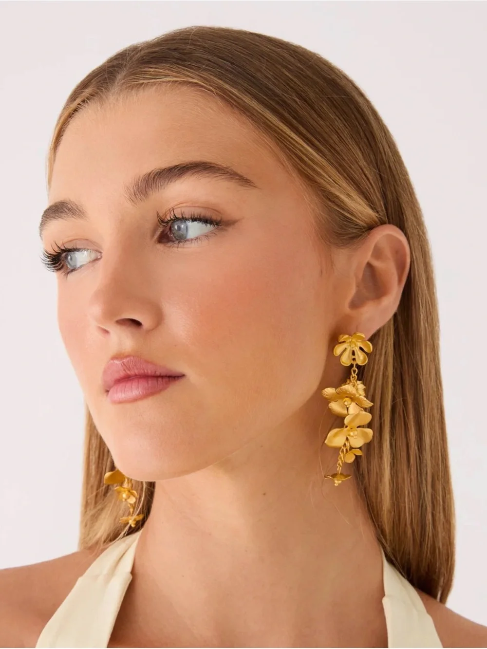 Golden petal floral earrings NEW peppermayo